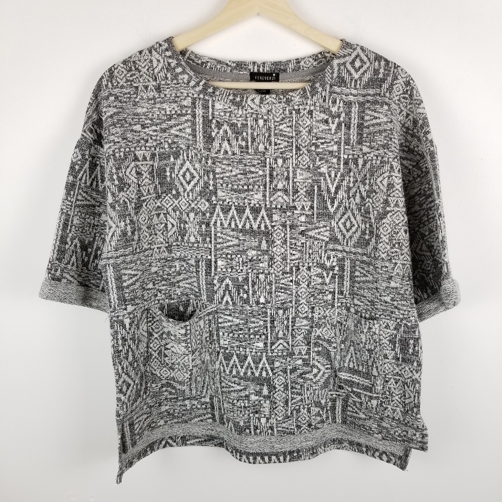 FOREVER 21 Small Aztec Shirt Boxy Fit Cuffed Sleeves Black & White pockets